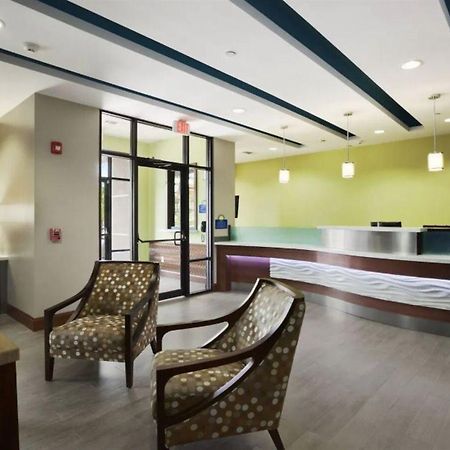 Days Inn & Suites By Wyndham Houston North-Spring Westfield Экстерьер фото